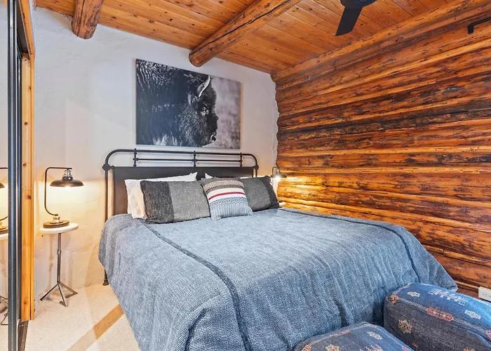Abode At The Aspens *